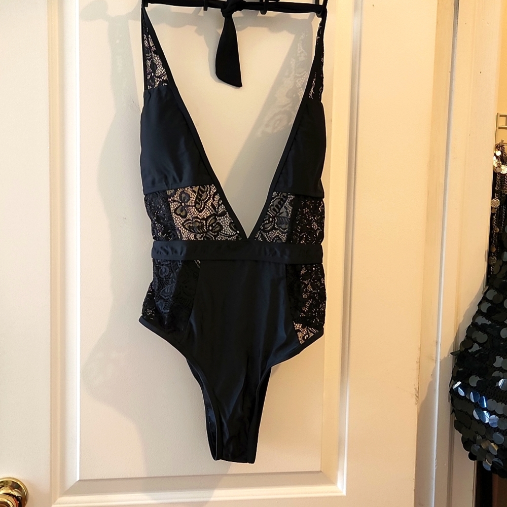 Shein Women's swimsuit